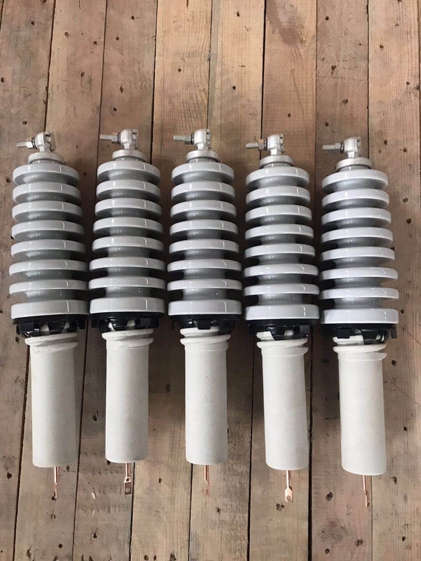 저전압 ANSI 표준 18kV 부싱 조립체