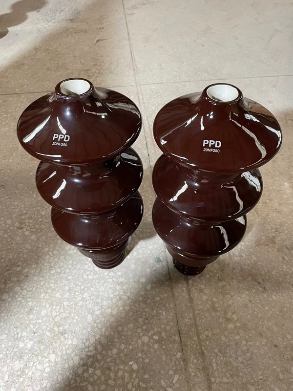 갈색인 자기 C-110 고전압 트랜스 부싱 / OEM