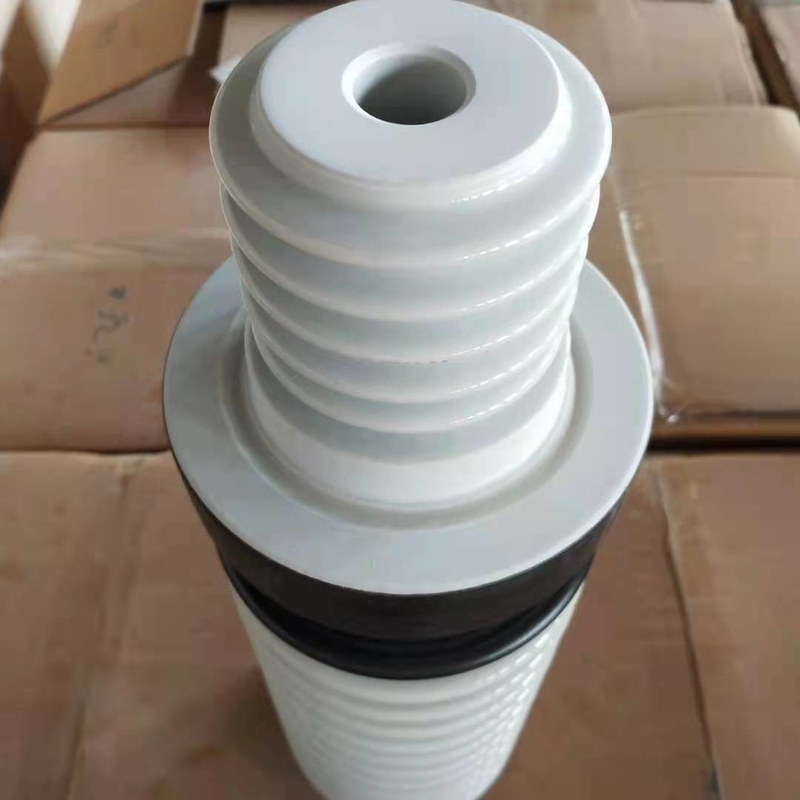 IEC기준 36kV 12Sheds 가스는 화이트 색 OEM에 금속을 입혀 격리했습니다