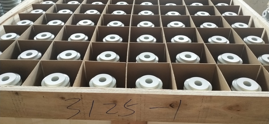 IEC기준 36kV 12Sheds 가스는 화이트 색 OEM에 금속을 입혀 격리했습니다
